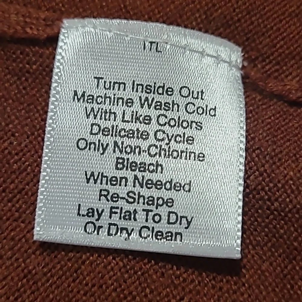 JoS A Bank Traveler Men's L Rust Merino wool Sweater Qtr zip Henley quiet luxury